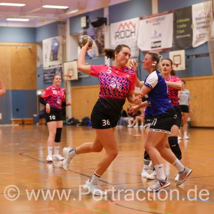07.12.2025 TSV Weinsberg - Frauen 1 22:21 | Bild: Mike Matysik (www.portraction.de)	