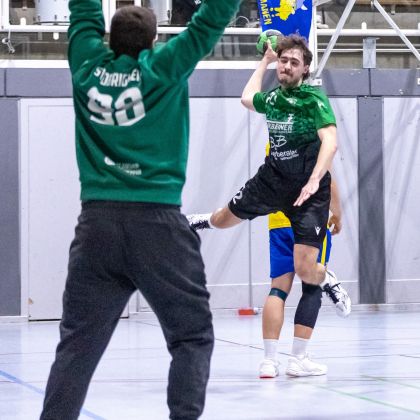 21.12.2025 SV Germania Obrigheim - Männer 2 34:25 | Bild: Mike Matysik (www.portraction.de)