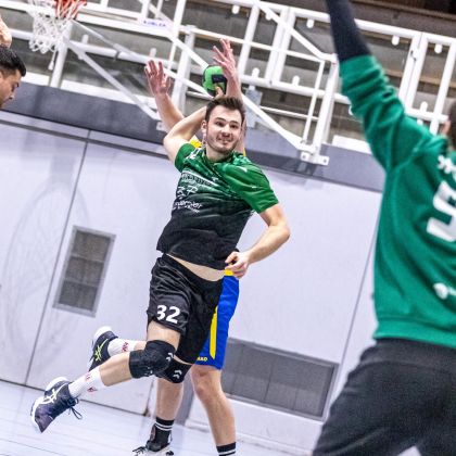 21.12.2025 SV Germania Obrigheim - Männer 2 34:25 | Bild: Mike Matysik (www.portraction.de)