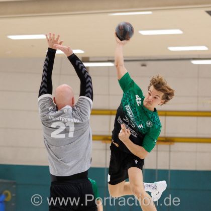 08.11.2025 Männer 3 - HSG Strohgäu 3 35:23 | Bild: Mike Matysik (www.portraction.de)