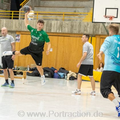 08.11.2025 Männer 3 - HSG Strohgäu 3 35:23 | Bild: Mike Matysik (www.portraction.de)