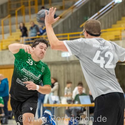 08.11.2025 Männer 3 - HSG Strohgäu 3 35:23 | Bild: Mike Matysik (www.portraction.de)
