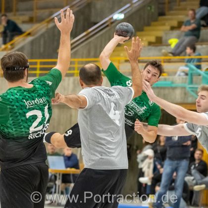 08.11.2025 Männer 3 - HSG Strohgäu 3 35:23 | Bild: Mike Matysik (www.portraction.de)