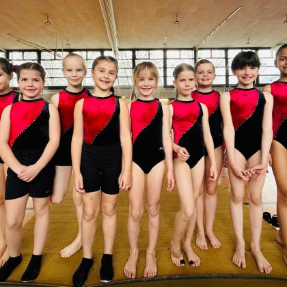 Kleines Gruppenfoto Mädchen 2+2-Wettkampf in Sachsenheim