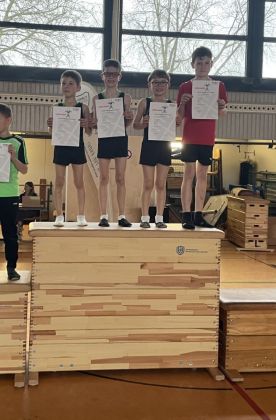 Siegertreppchen Jungs 2+2-Wettkampf in Sachsenheim