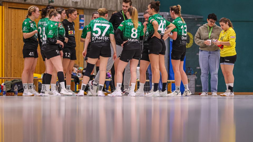 13.12.2025 Frauen 1 – TSG Schwäbisch Hall 24:25 | Bild: Mike Matysik (www.portraction.de)	