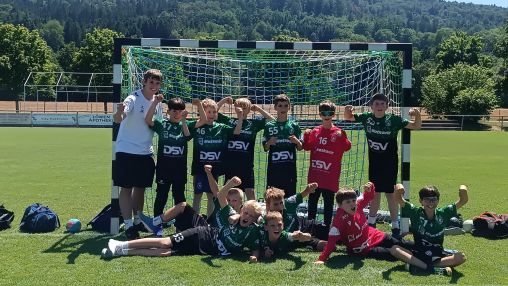 Die gemischte D-Jugend beim Rasenturnier der HSG Sulzbach/Murrhardt
